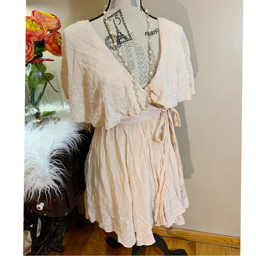 Free People Sylvia beaded wrap dress light pink size small good condition